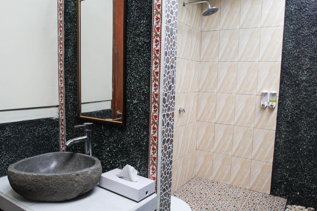 D'Waktu In House Apartment Nusa Lembongan  Exterior photo
